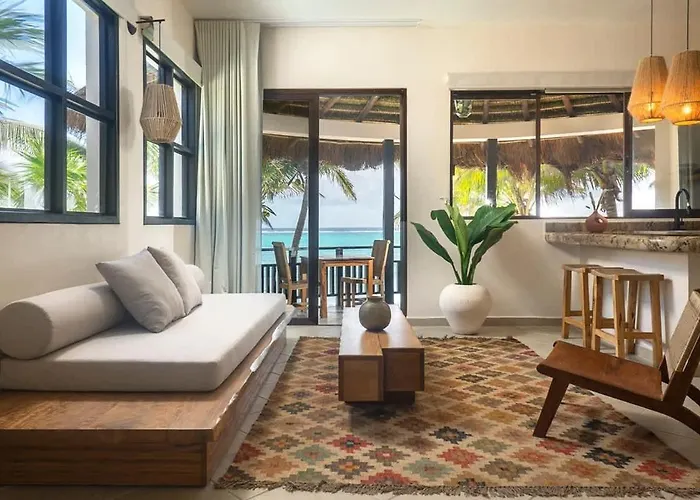 9br Mantaray Soliman Bay Beachfront