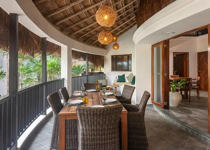 9br Mantaray Soliman Bay Beachfront Holiday home