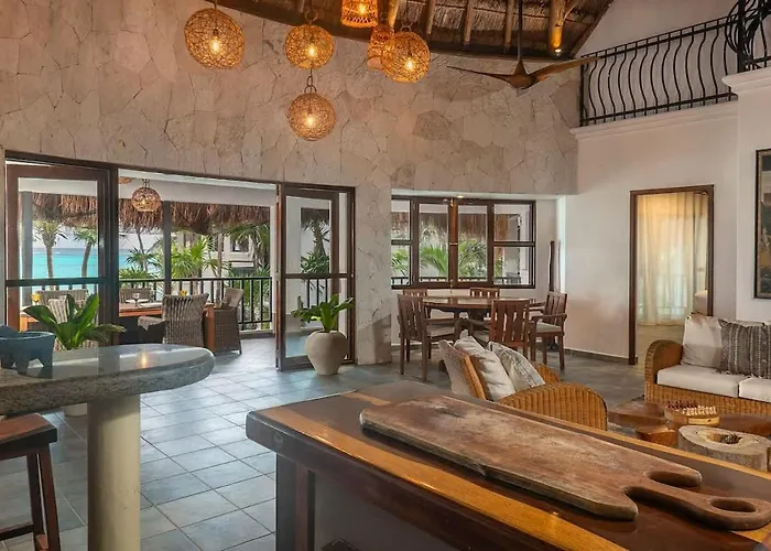 Holiday home 9br Mantaray Soliman Bay Beachfront *