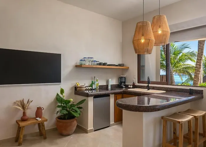 9br Mantaray Soliman Bay Beachfront